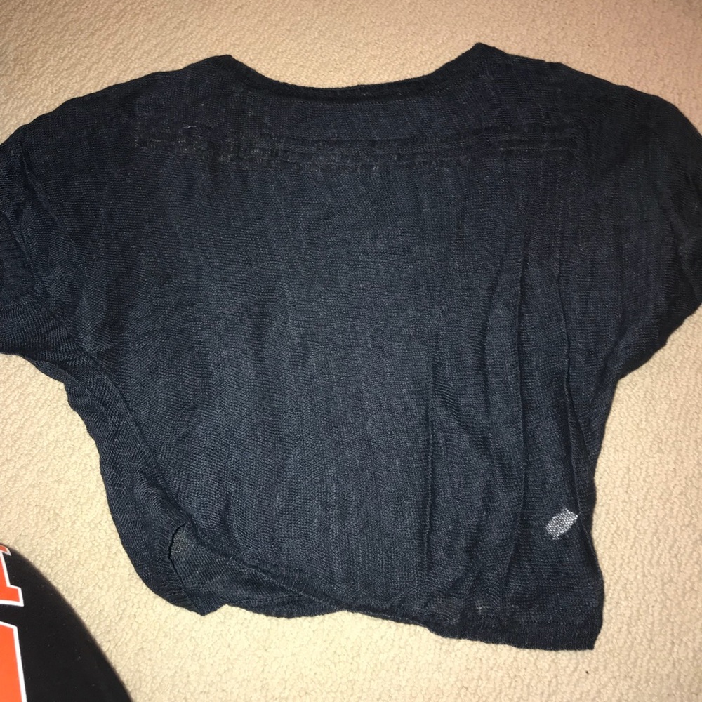 Short sleeve navy sweater